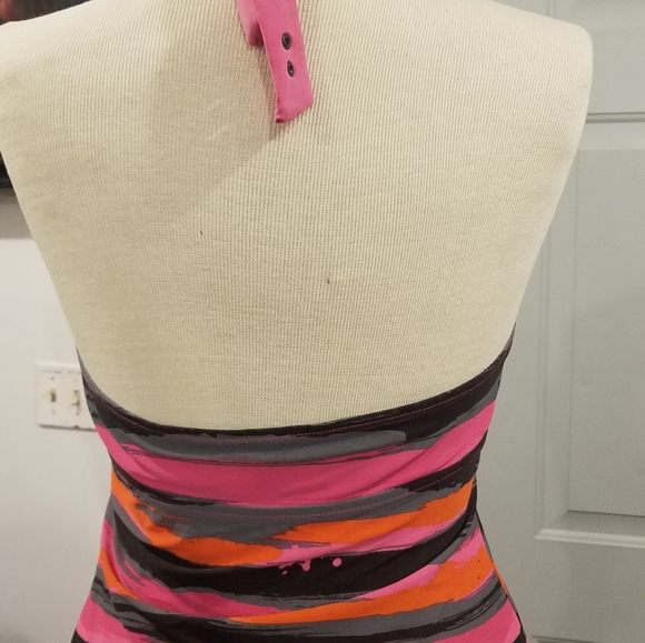 Converse swim top- size medium - Picture 9 of 13